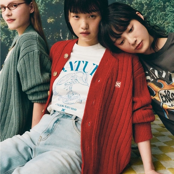 🇰🇷Satur t-shirt graphic tee - Picture 4 of 11